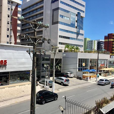 Ferias Na Praia De Ponta Verde Maceio  Bagian luar foto